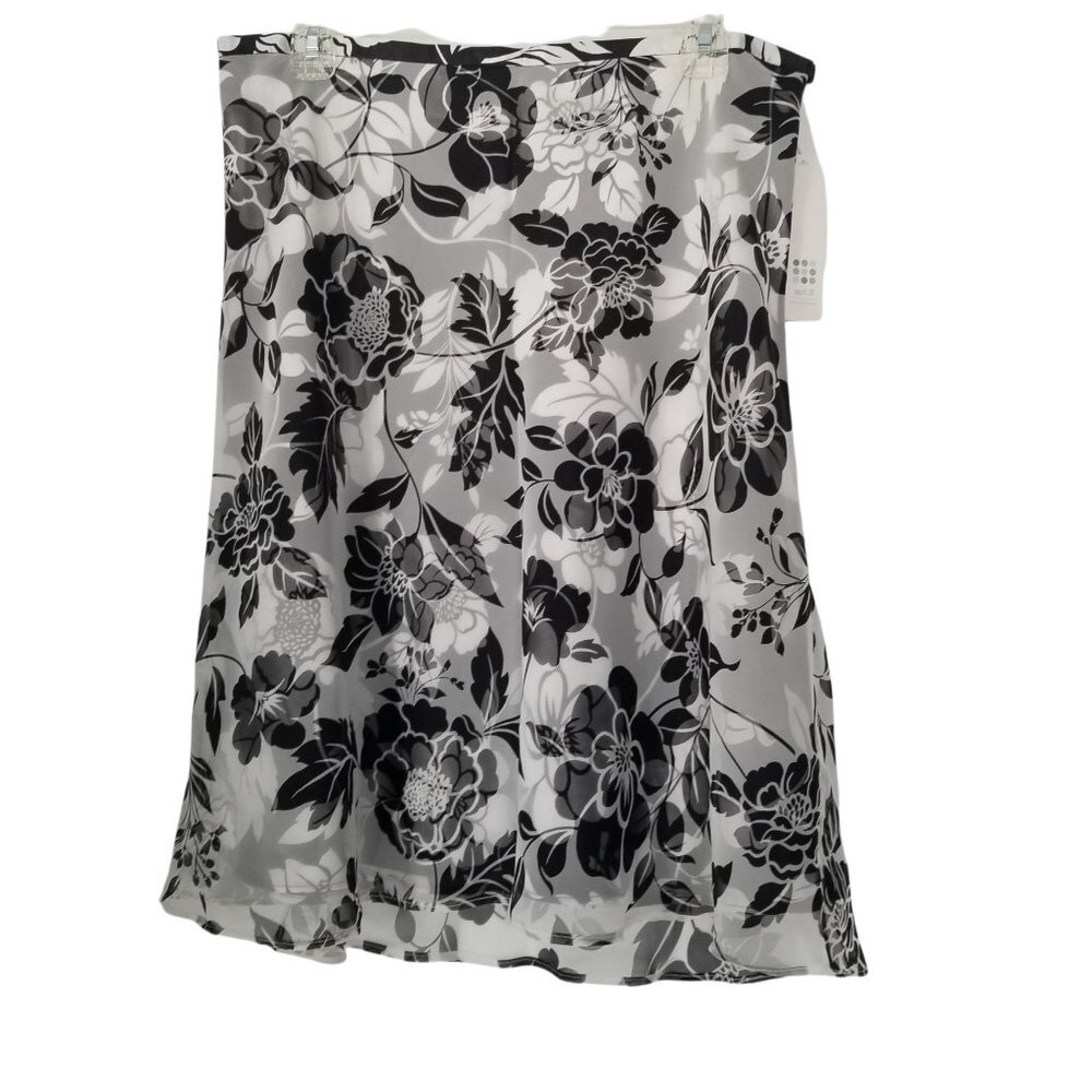 Apt. 9 Women's Black & White Floral Shift Skirt Size 12